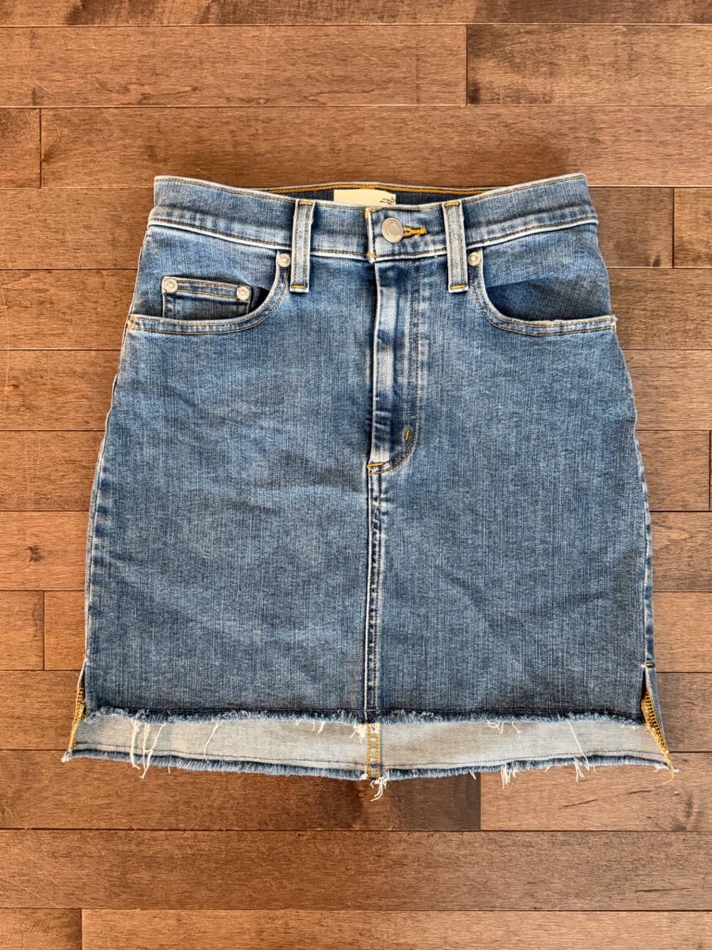 Aritzia Wilfred Free Denim Mini Skirt - Size 0